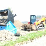NEW 4 TONNE KUBOTA TRACKED LOADER SCREENING SOIL ON SITE PAGES ROAD